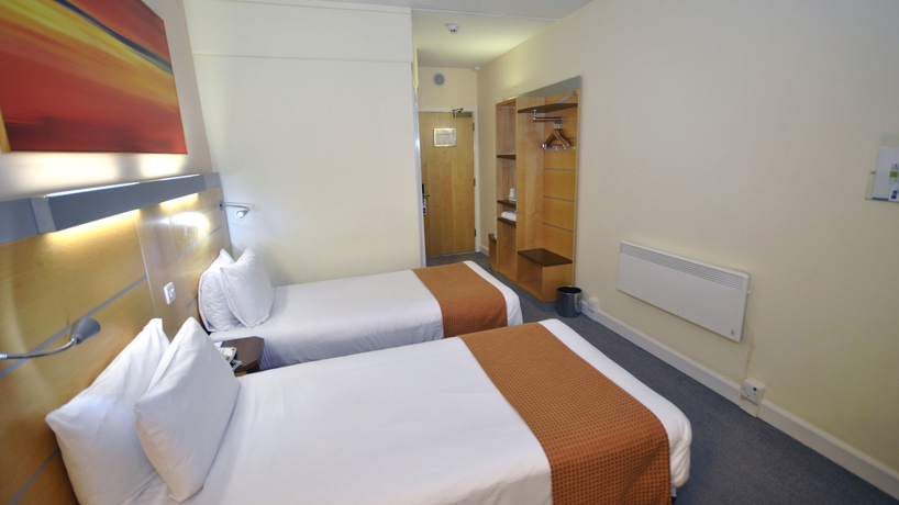Hotel Express by Holiday Inn Liverpool John Lennon