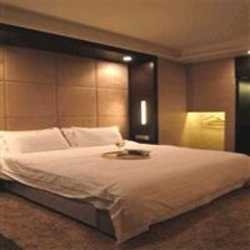 Hotel F-1 Resort