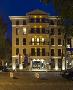 Hotel Famous House