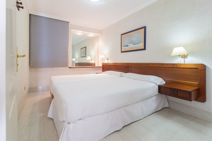 Hotel Fariones