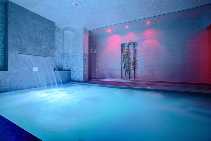 Hotel Ferretti Beach Resort