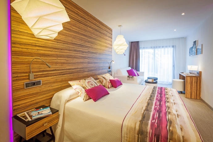 Hotel Fiesta Club Palm Beach