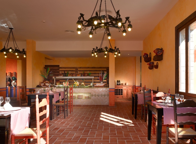 Hotel Fiesta Club Palm Beach
