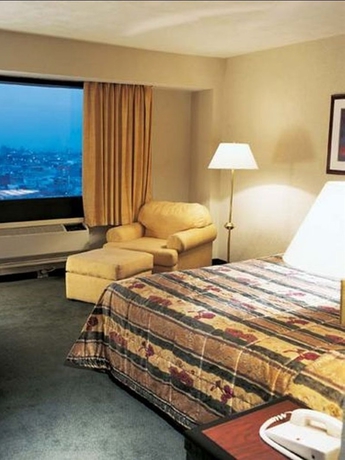 HOTEL FIESTA INN EN MONTERREY hotel fiesta inn en monterrey: