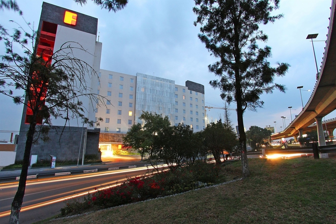 Hotel Fiesta Inn Naucalpan