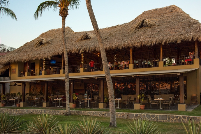 Hotel Flamingo Beach Resort