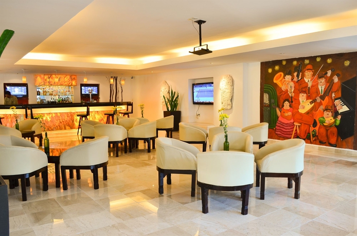 Hotel Flamingo Cancun Resort & Plaza