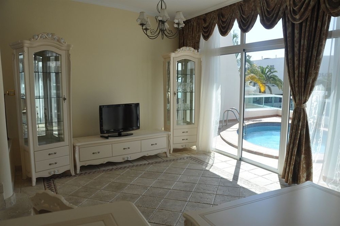Hotel Flamingo Suites
