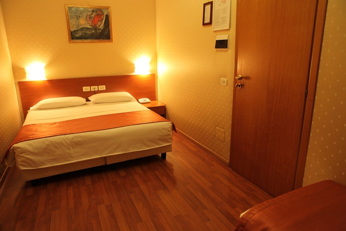 Hotel Flower Garden