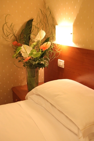 Hotel Flower Garden