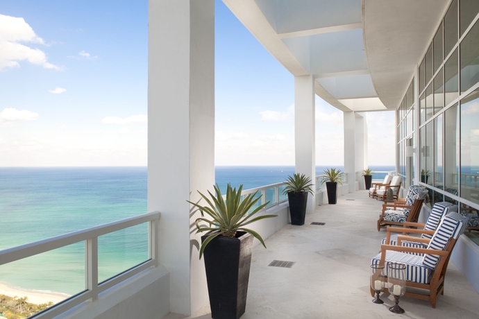 Hotel Fontainebleau Resort