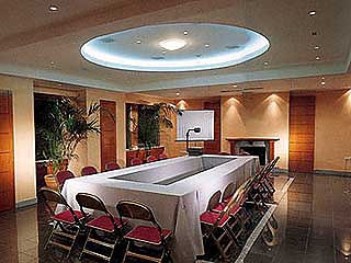 Hotel G.R Louis