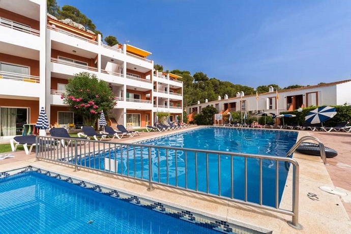 Hotel Galdana Gardens