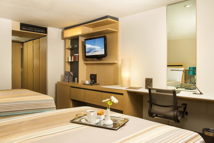 Hotel Galeria Plaza