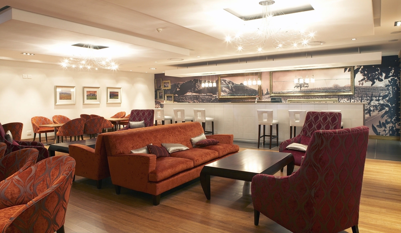 Hotel Garden Court East Boulevard