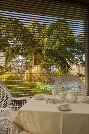 Hotel Girassol