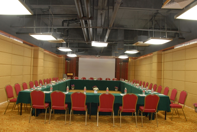 Hotel Gloria Plaza Kangqiao Shanghai