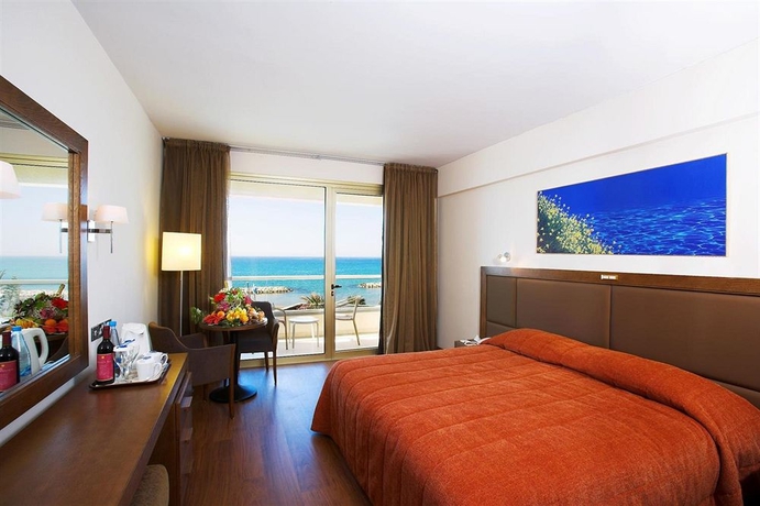 Hotel Golden Bay