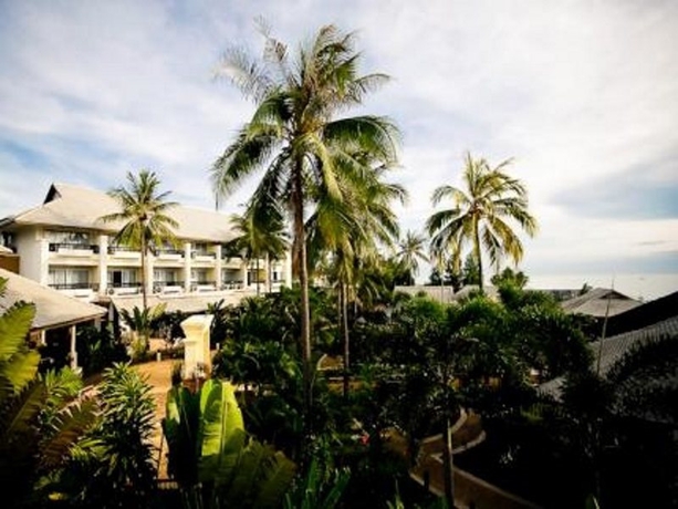 Hotel Golden Pine Beach Resort & Spa