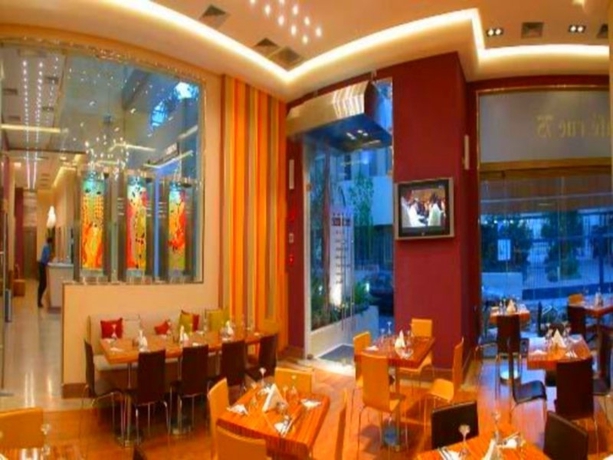 Hotel Golden Tulip Hotel Deville