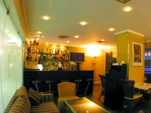 Hotel Golden Tulip Hotel Deville