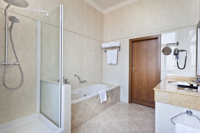 Hotel Golden Tulip Prague Terminus