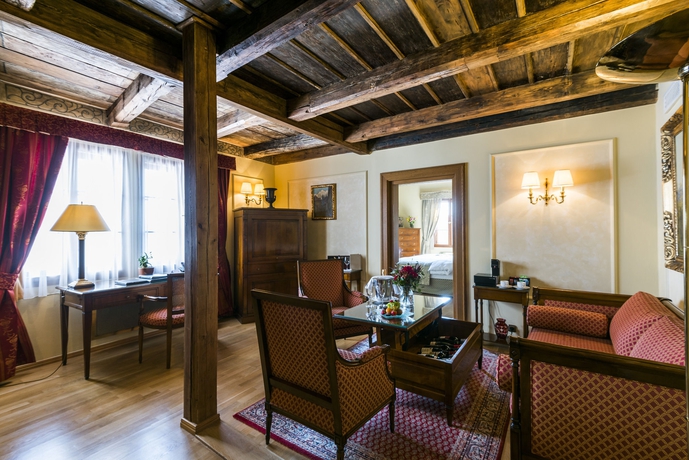 Hotel Golden Well (u Zlaté Studne)