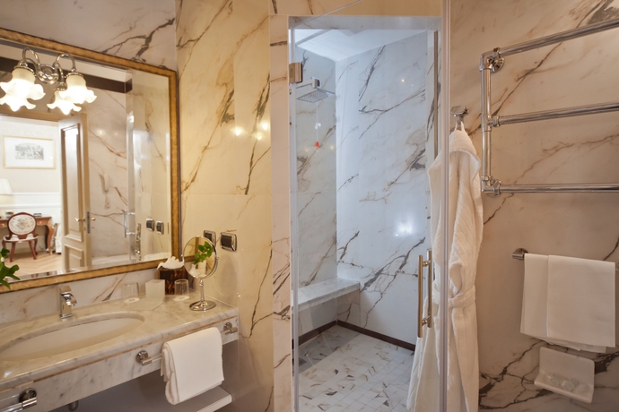 Hotel Gran Hotel Majestic (antes Grand Baglioni)