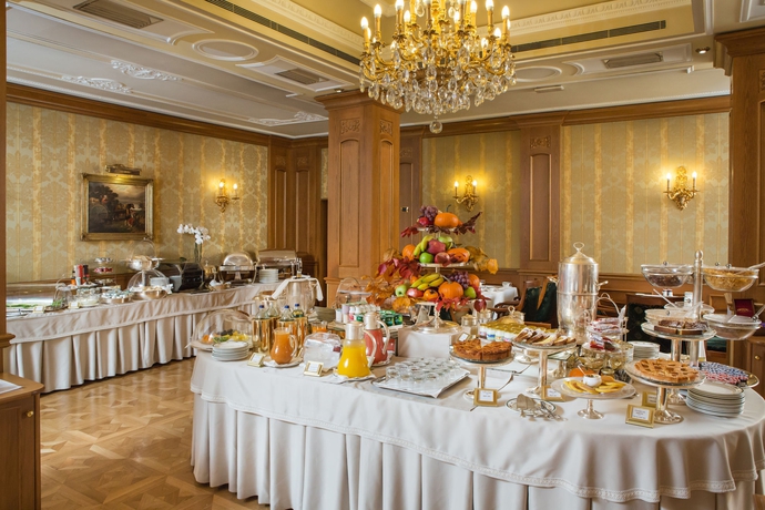 Hotel Gran Hotel Majestic (antes Grand Baglioni)