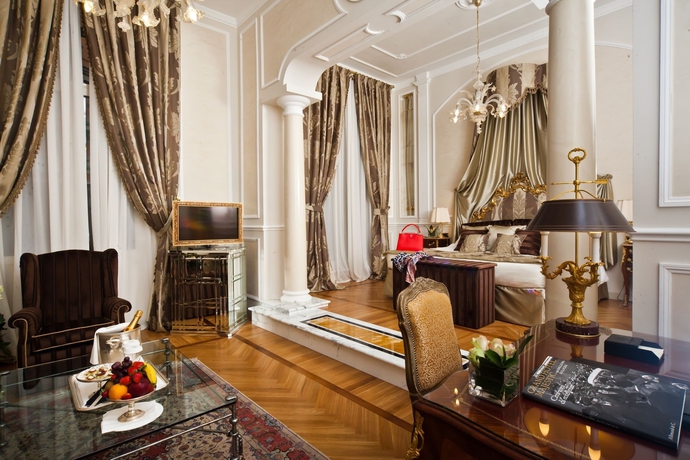 Hotel Gran Hotel Majestic (antes Grand Baglioni)