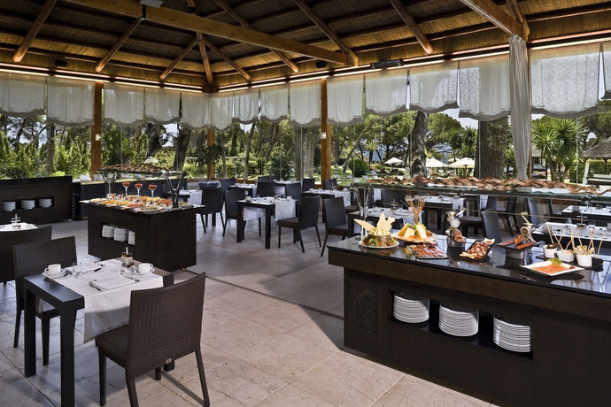 Hotel Gran Melia Don Pepe