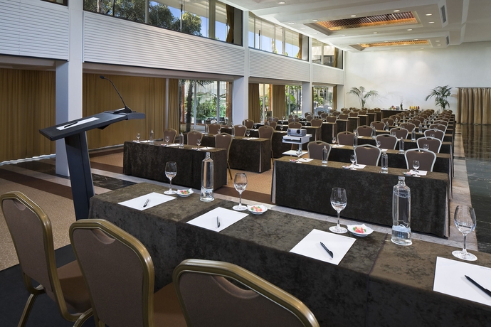 Hotel Gran Melia Don Pepe