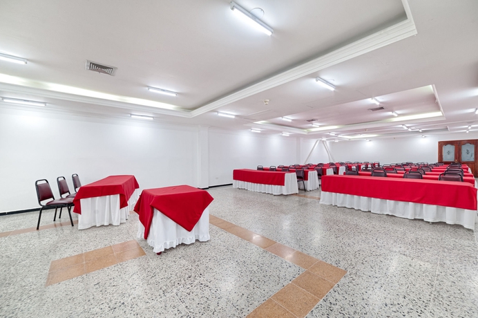 Hotel Granada Real