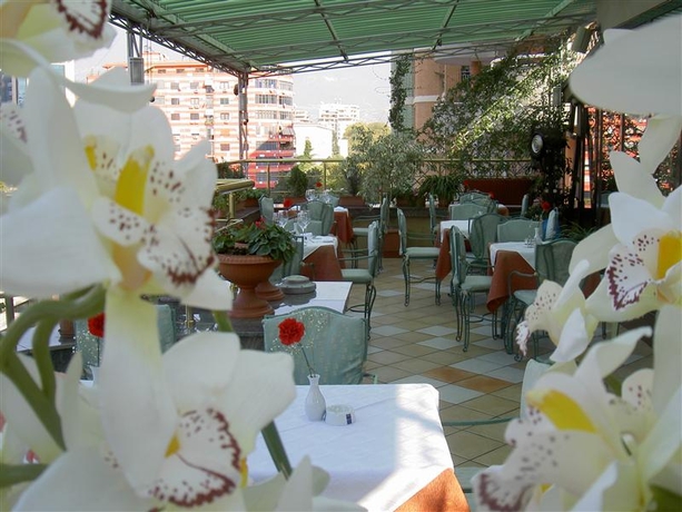 Hotel Grand