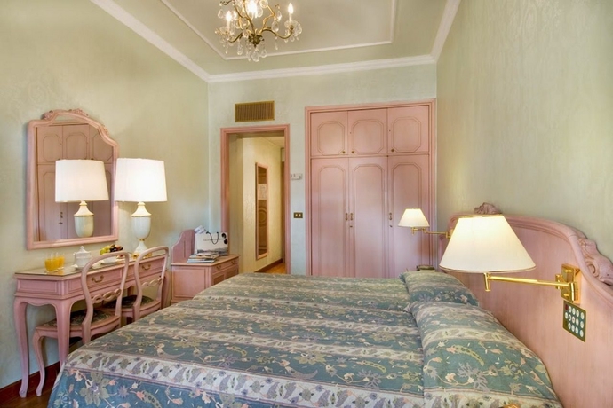 Hotel Grand Bristol