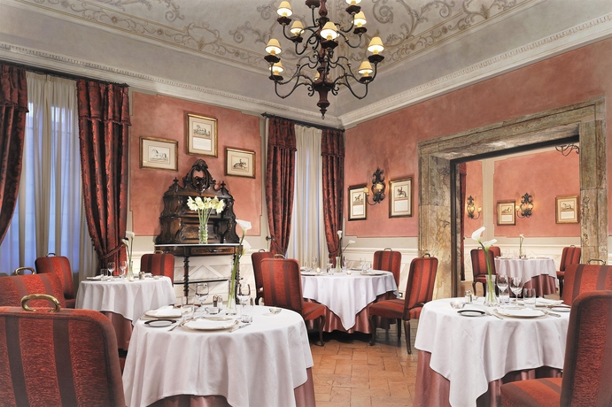 Hotel Grand Continental