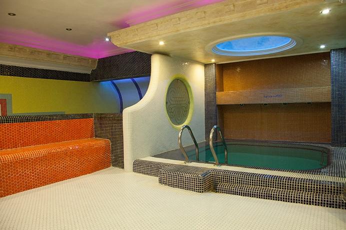 Hotel Grand