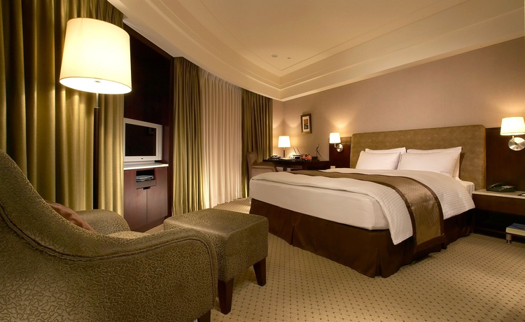 Hotel Grand Forward
