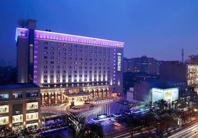 Hotel Grand Noble