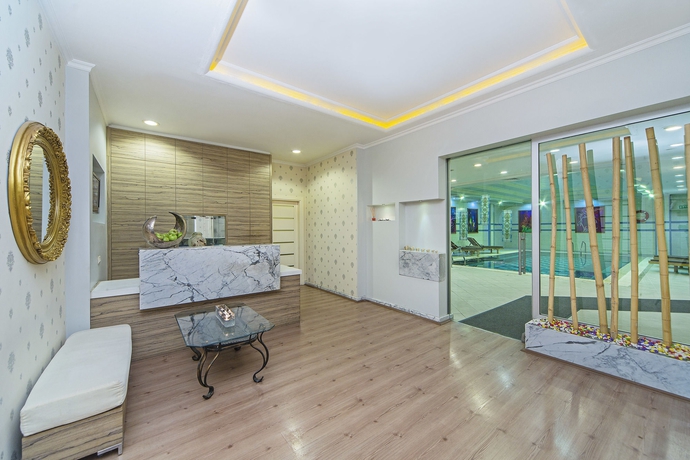 Hotel Grand Oztanik
