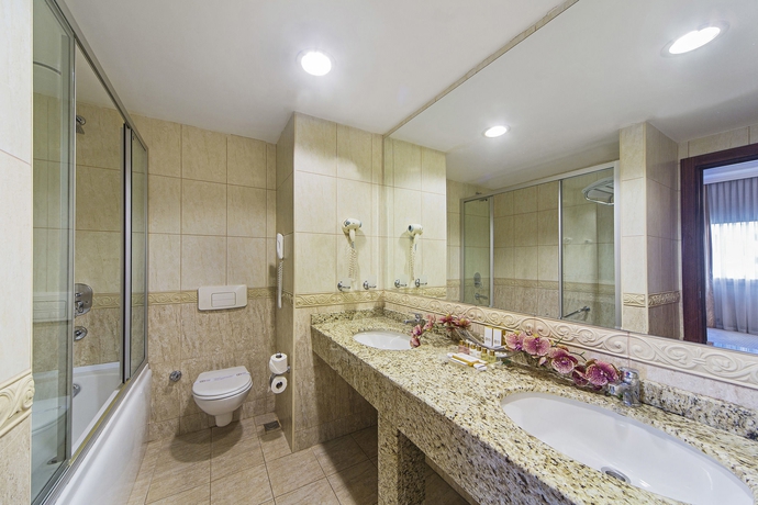 Hotel Grand Oztanik