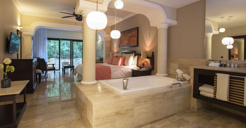 Hotel Grand Palladium White Sand & Rivera  Resort & Spa