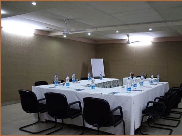 Hotel Grand Peepal