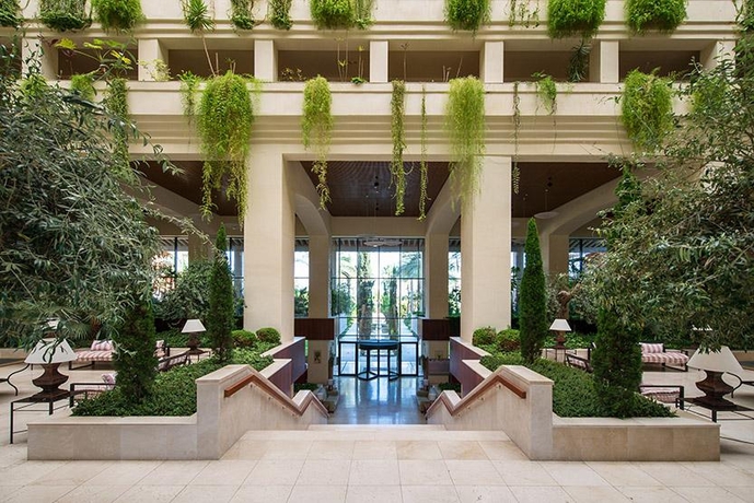 Hotel Grand Puerto Antilla
