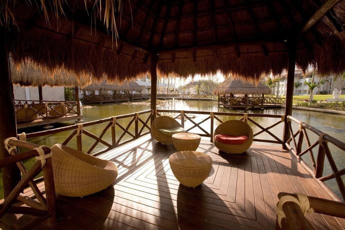 Hotel Grand Riviera Princess