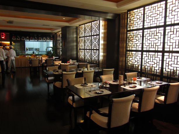 Hotel Grand Royal