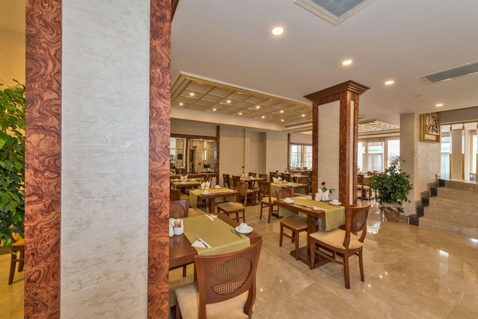 Hotel Grand Tahir