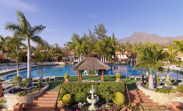 Hotel Green Garden Resort & Suites