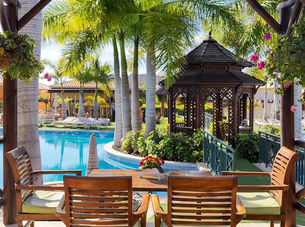 Hotel Green Garden Resort & Suites