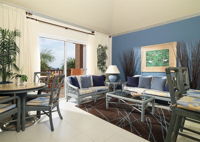 Hotel Green Garden Resort & Suites